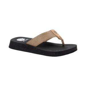 YELLOW BOX KYNLEE TAUPE FLIP FLOP MEDIUM WIDTH NEW IN BOX SANDAL